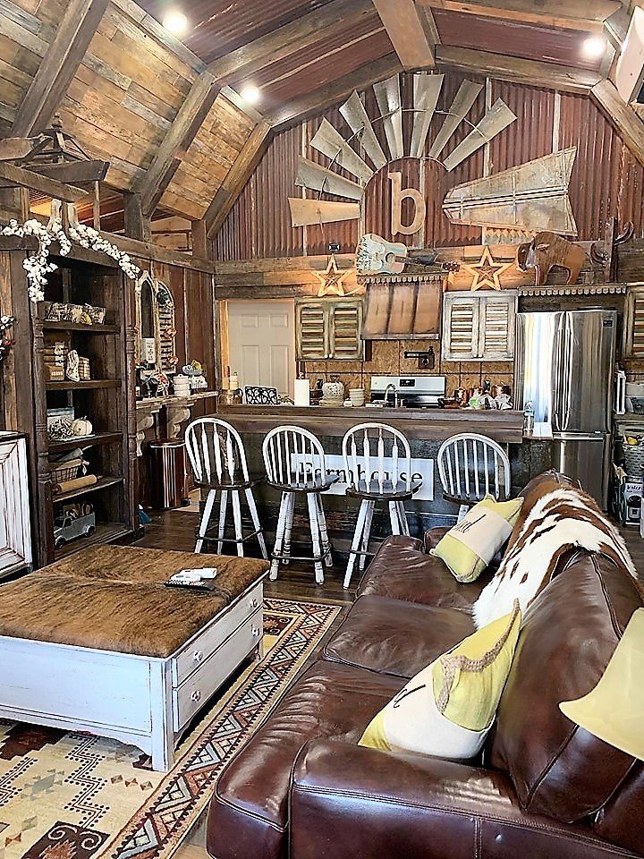 The Most Amazing Small Barndominium You&#039;ve Ever Seen