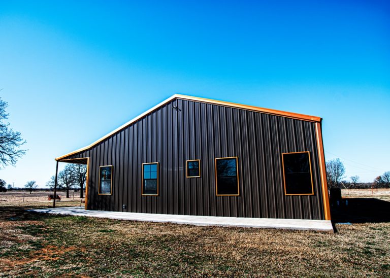 Jaw-Dropping Oklahoma Barndominium Revealed: Pictures, Builder Info ...