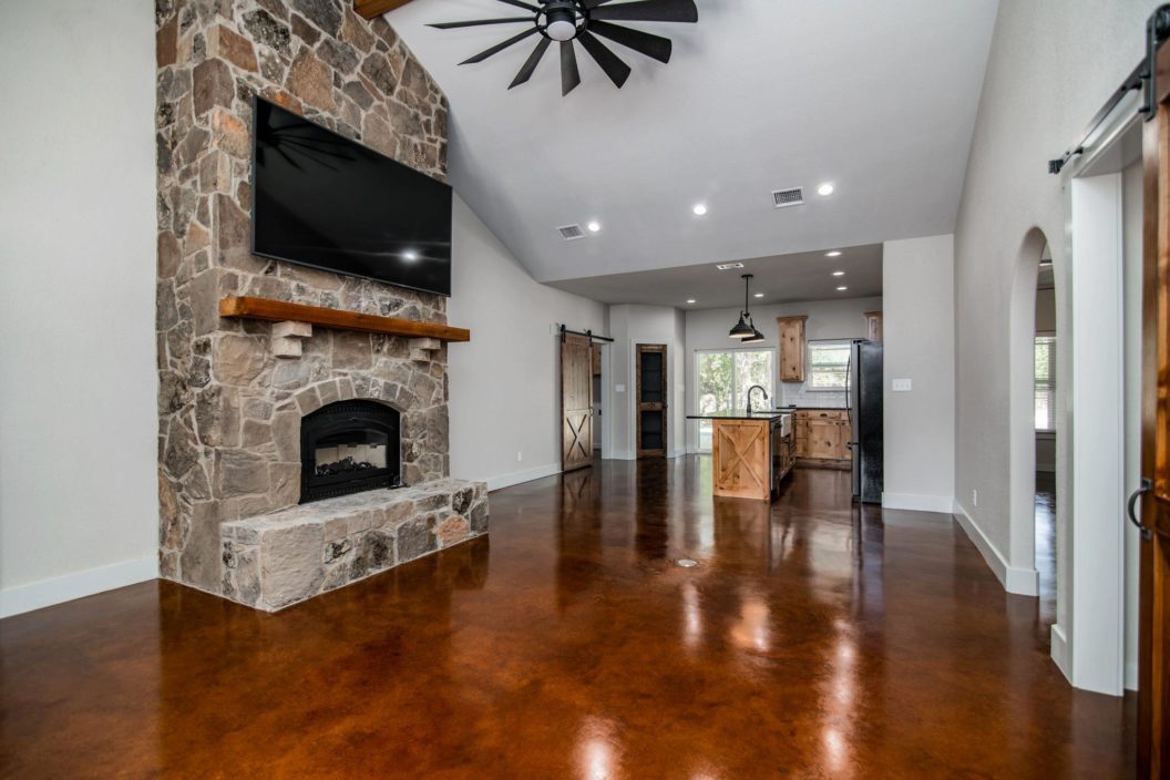 Mineral Wells Barndominium: 1,582 Sqft With Great Layout