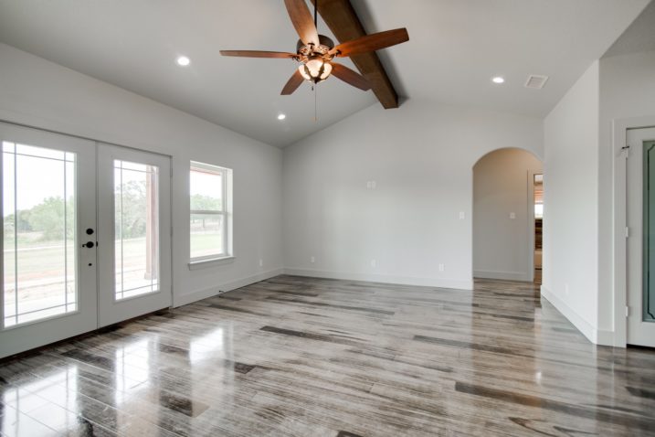 Boyd Texas Barndominium - Built By Hl Custom Homes For The Tonn Family