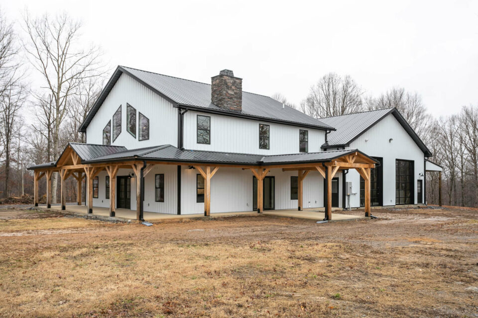 Summertown Tennessee Barndominium 3 Bedroom Home with Incredibly