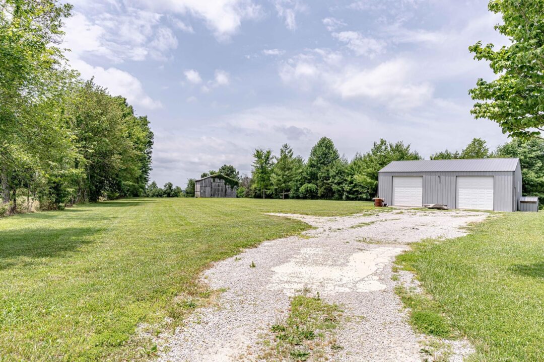 Exquisite Kentucky Barndominium